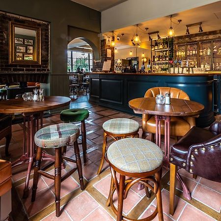 Greyhound Hotel Carshalton Esterno foto