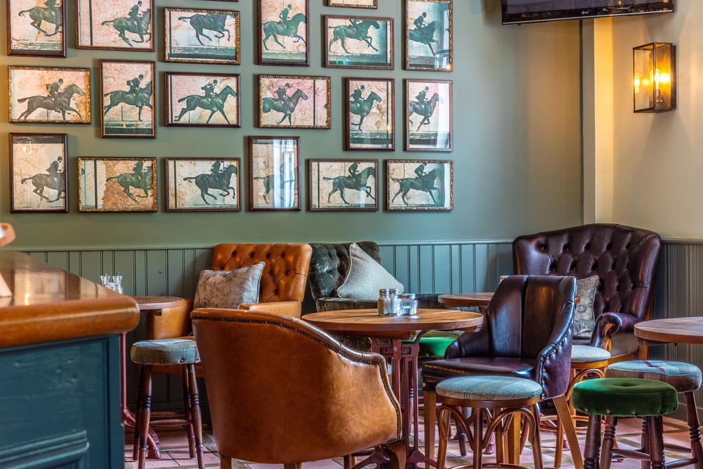 Greyhound Hotel Carshalton Esterno foto