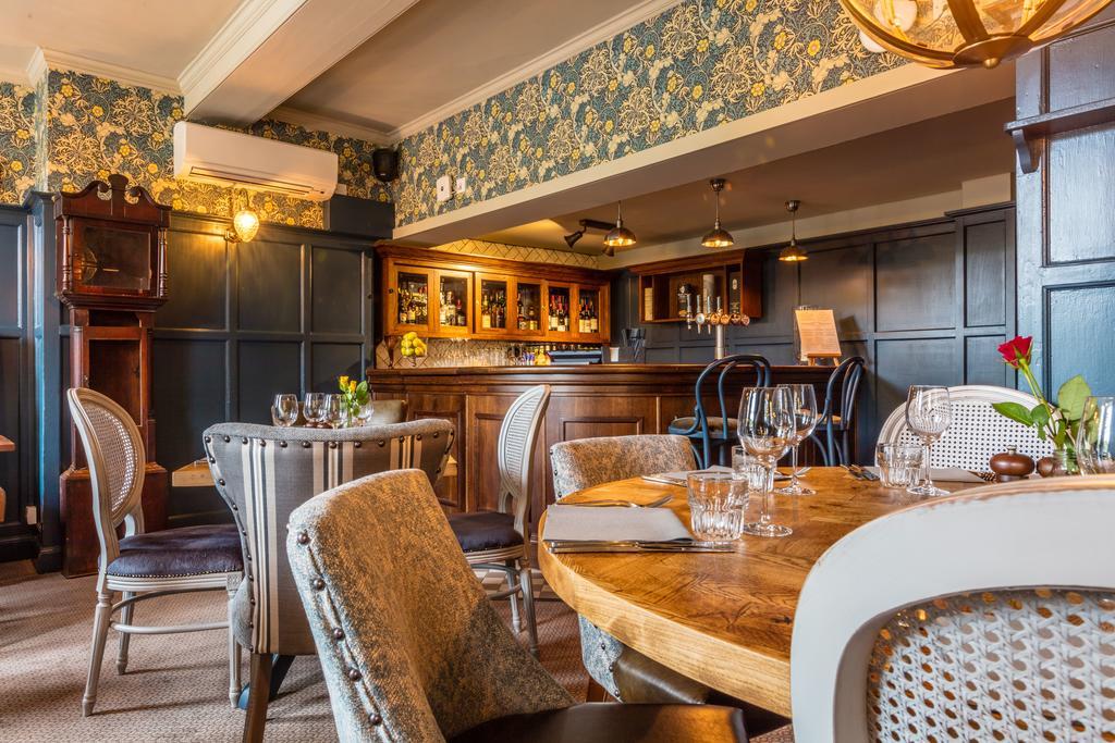 Greyhound Hotel Carshalton Esterno foto