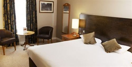Greyhound Hotel Carshalton Esterno foto